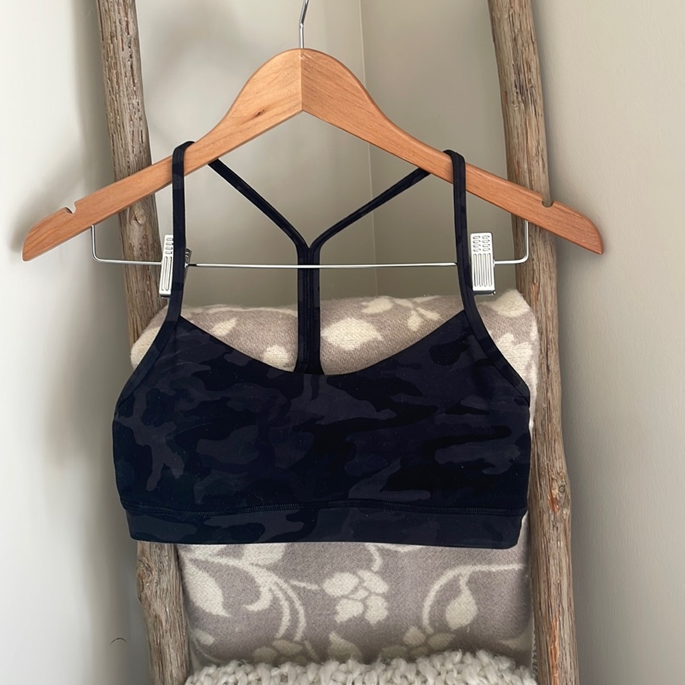 Lululemon Flow y bra